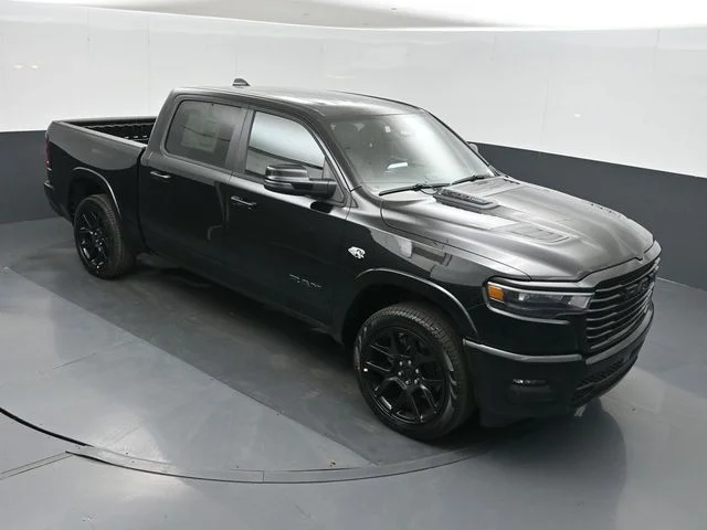 New 2026 Diamond Black Crystal Pearl-Coat Exterior Paint RAM Laramie image 29