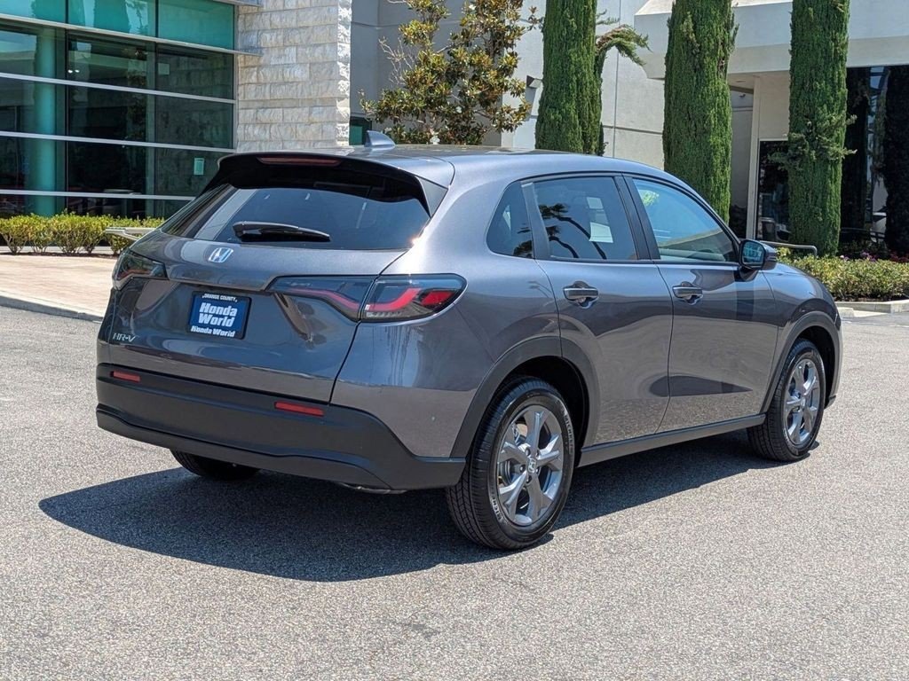 New 2026 Modern Steel Metallic Honda LX image 5
