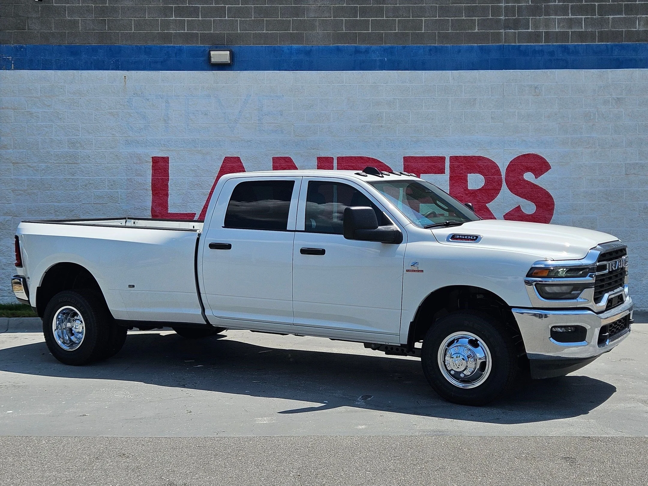 2026 RAM 3500 Pickup Tradesman