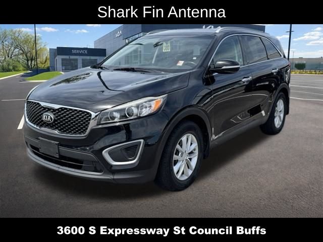 Used 2018 Black Kia LX image 9