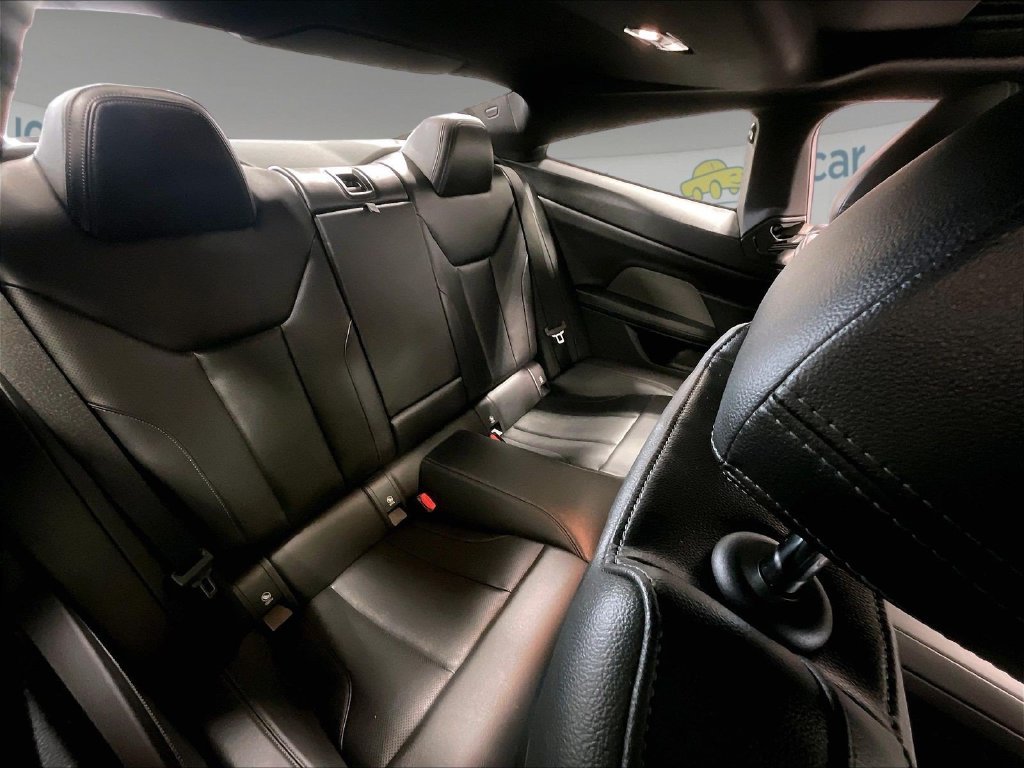 Used 2024 Black BMW M440i xDrive image 16