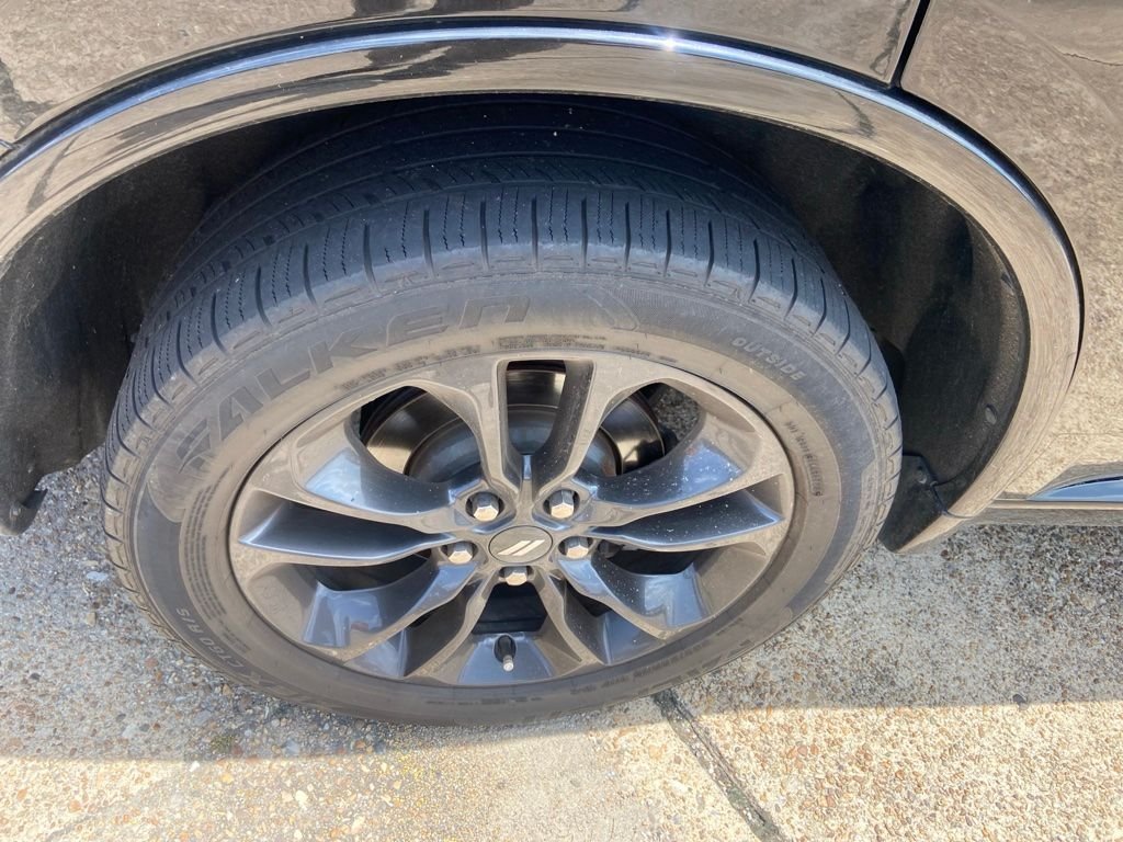 Used 2021 Black Dodge SXT Plus image 28