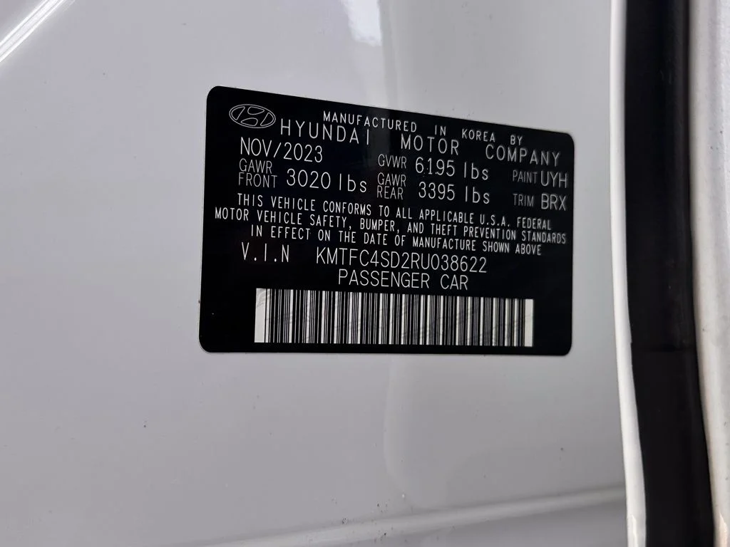 Used 2024 White Genesis 3.5T e-SC image 27
