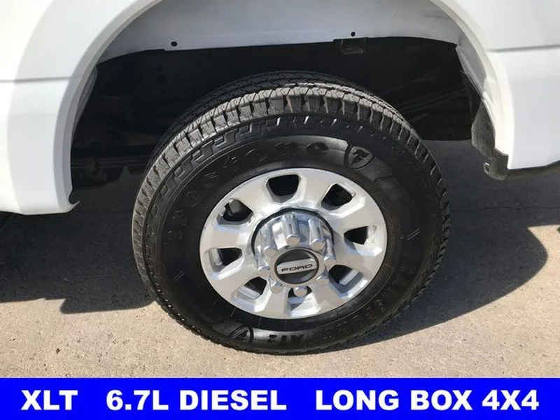 Certified Used 2024 Oxford White Ford XLT image 25