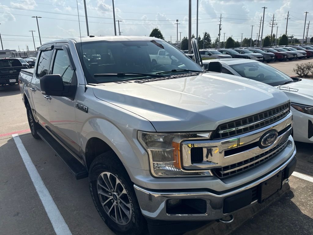 Used 2018  Ford XLT image 2