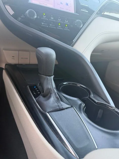 Used 2019 Red Toyota LE image 7
