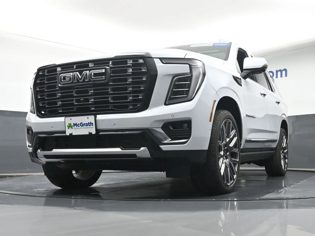 Used 2026 White GMC Denali Ultimate image 7