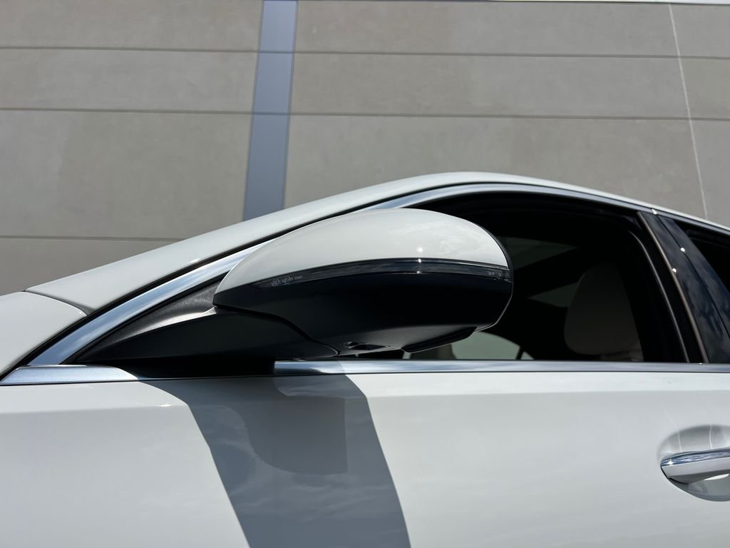 New 2026 Polar White Mercedes-Benz C 300 image 30