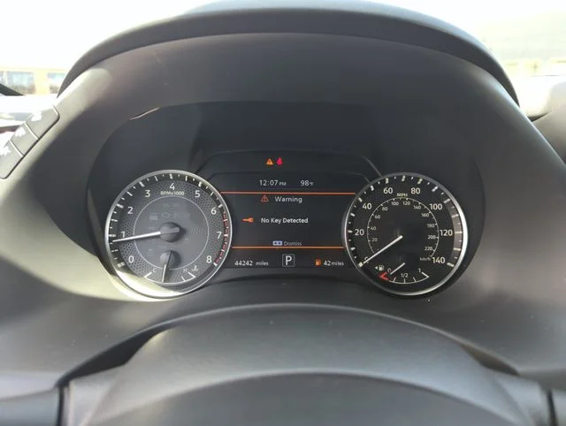 Used 2023 Gray Nissan SL image 46
