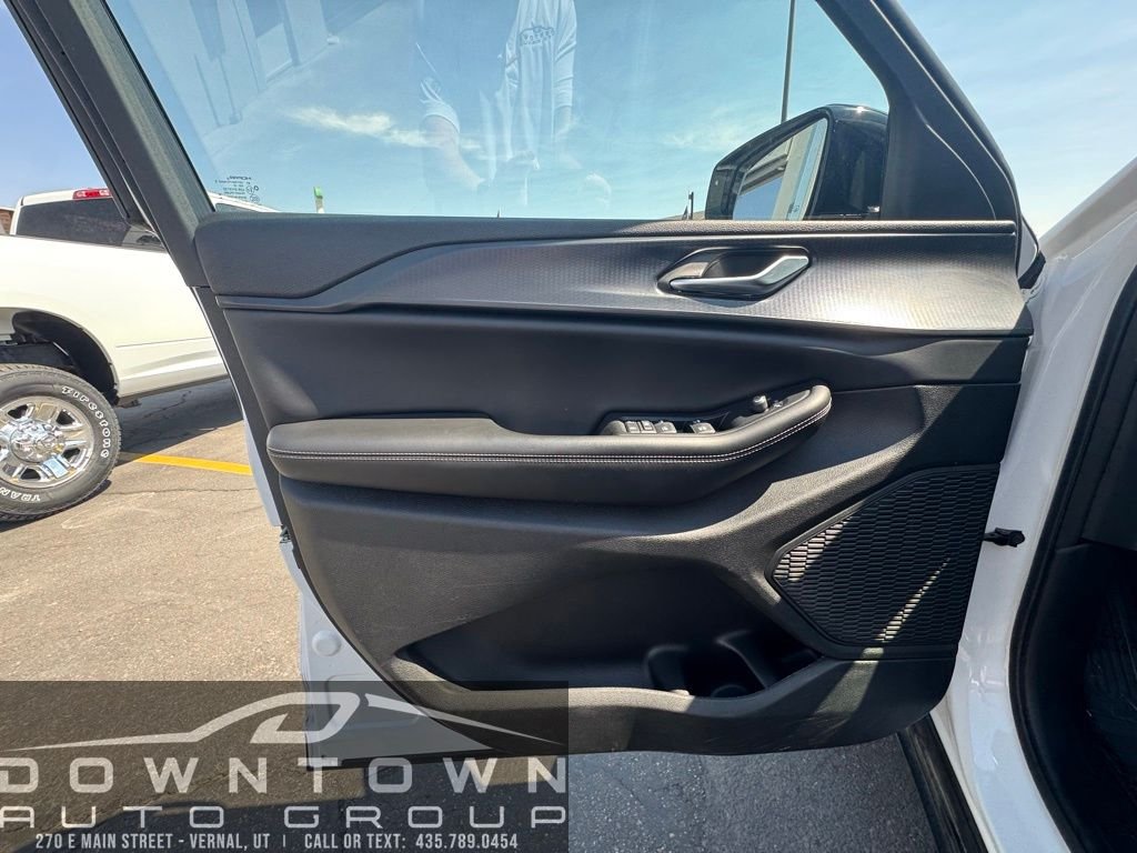 2023 Jeep Grand Cherokee Altitude - Photo 16