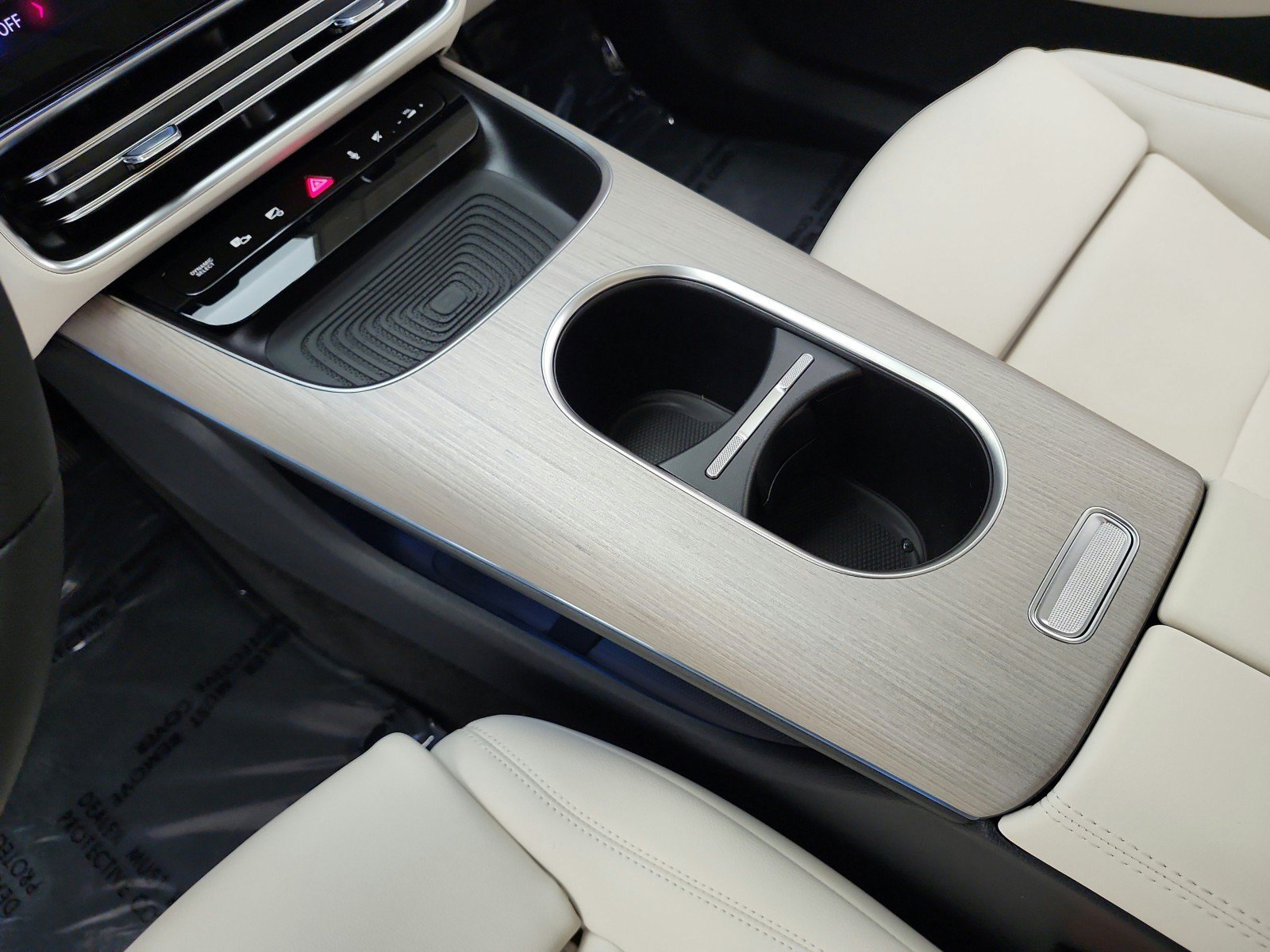 New 2027 Polar White Mercedes-Benz CLA 250+ Electric RWD image 30