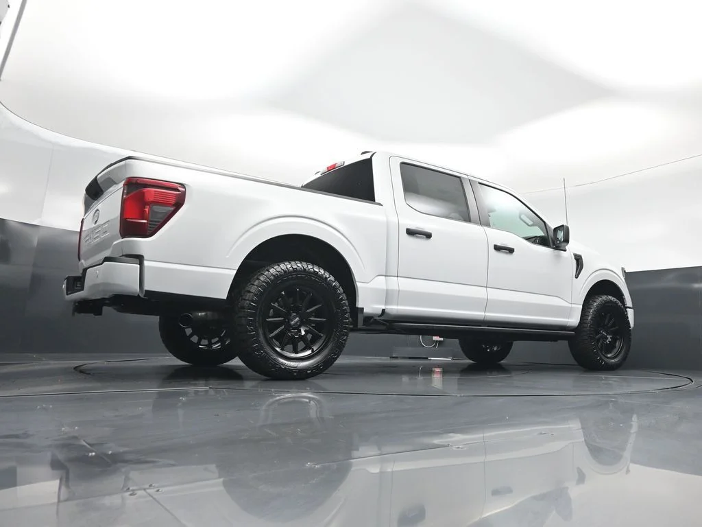 New 2026 Oxford White Ford STX image 40