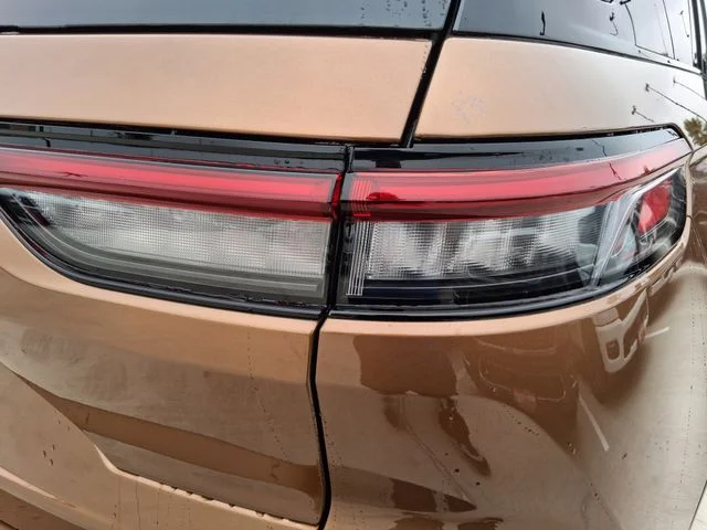 New 2026 Copper Shino Metallic Clear-Coat Exterior Paint Jeep Limited image 11