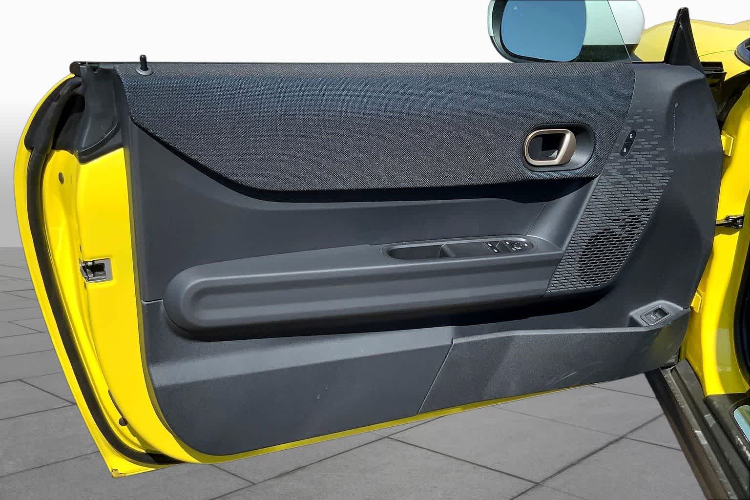 New 2025 Sunny Side Yellow MINI Cooper S image 9