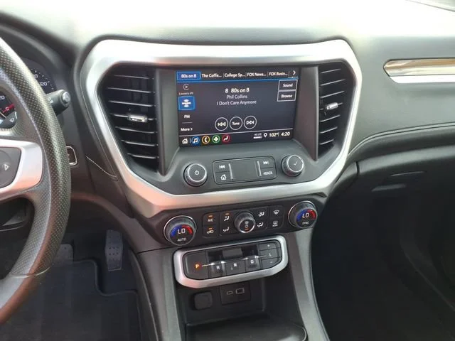 2023 GMC Acadia SLE - Photo 9