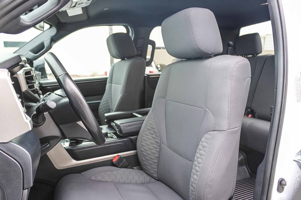 2025 Toyota Tundra SR5 - Photo 18