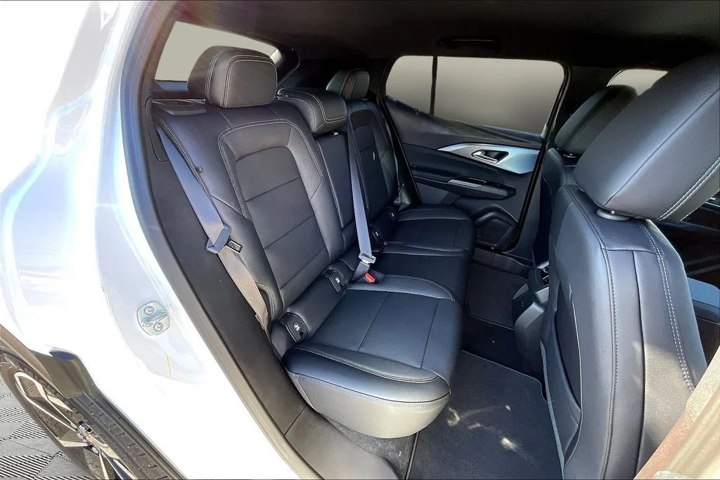 2026 Chevrolet Equinox EV 2LT - Photo 12