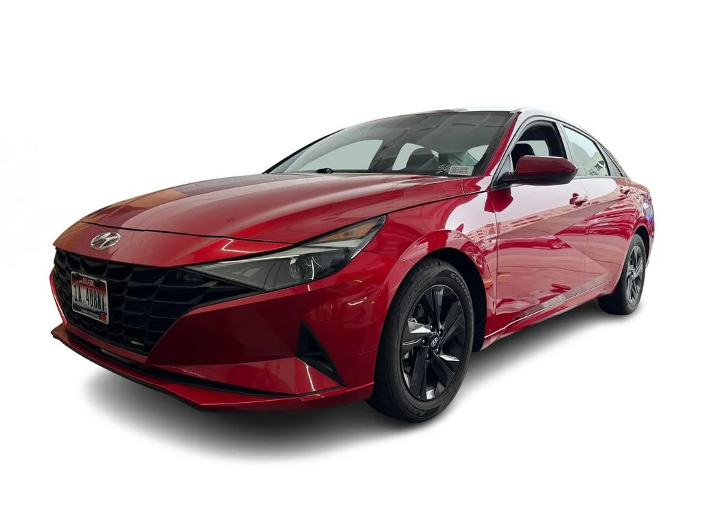 Used 2023 Red Hyundai SEL image 11