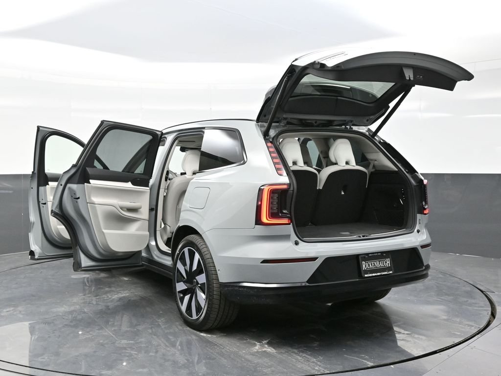 2025 Volvo EX90 Ultra - Photo 28