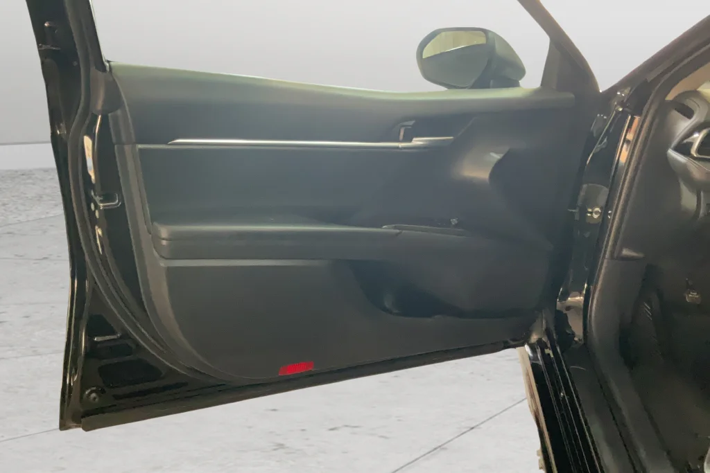 2024 Toyota Camry SE - Photo 10
