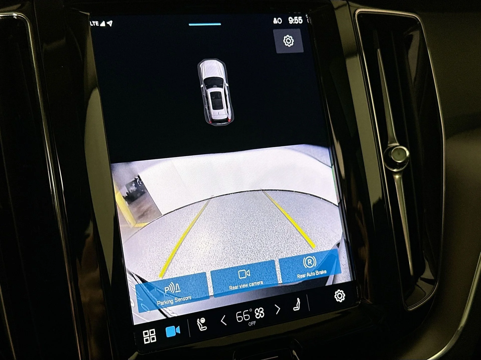 Used 2025 Onyx Black Volvo Core image 14