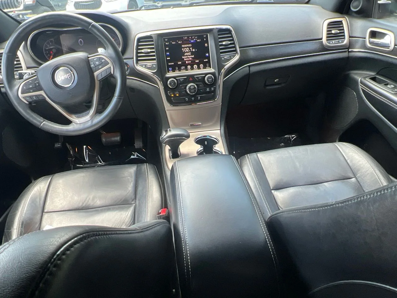 Used 2015 Gray Jeep Limited image 22