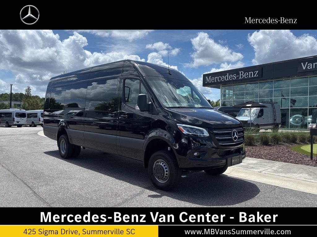 New 2024 Mercedes-Benz Sprinter 3500 Cargo 170 WB 3D Extended