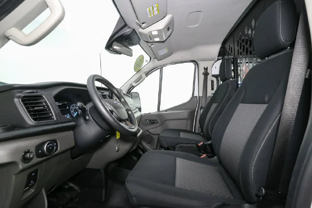 Used 2025 White Ford Base image 33