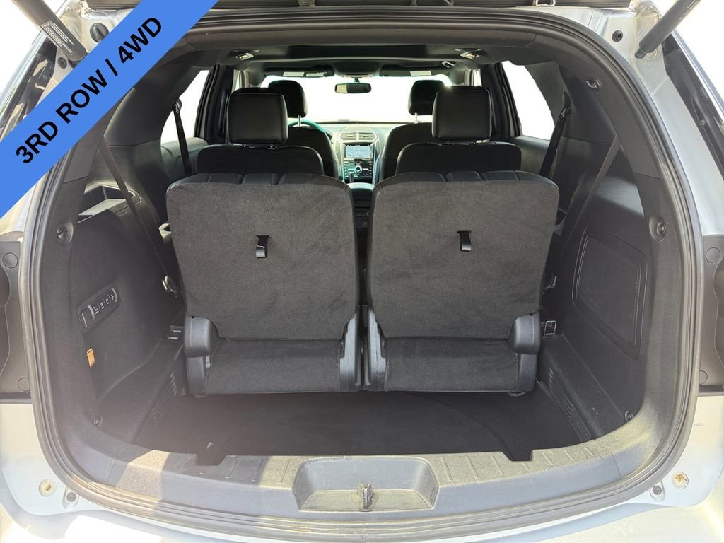 Used 2017 Silver Ford Sport image 16