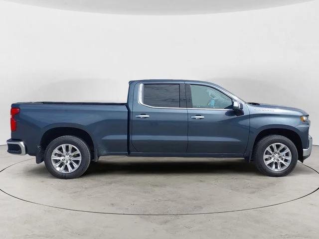 Used 2019 Shadow Gray Metallic Chevrolet LTZ image 6