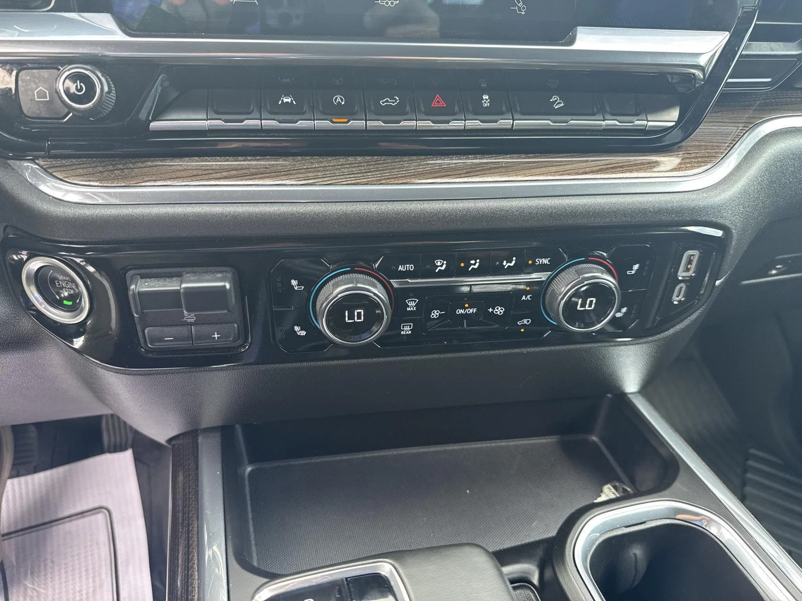 Used 2023 Summit White Chevrolet LT image 24