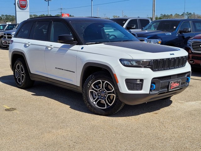 2022 Jeep Grand Cherokee 4xe Trailhawk