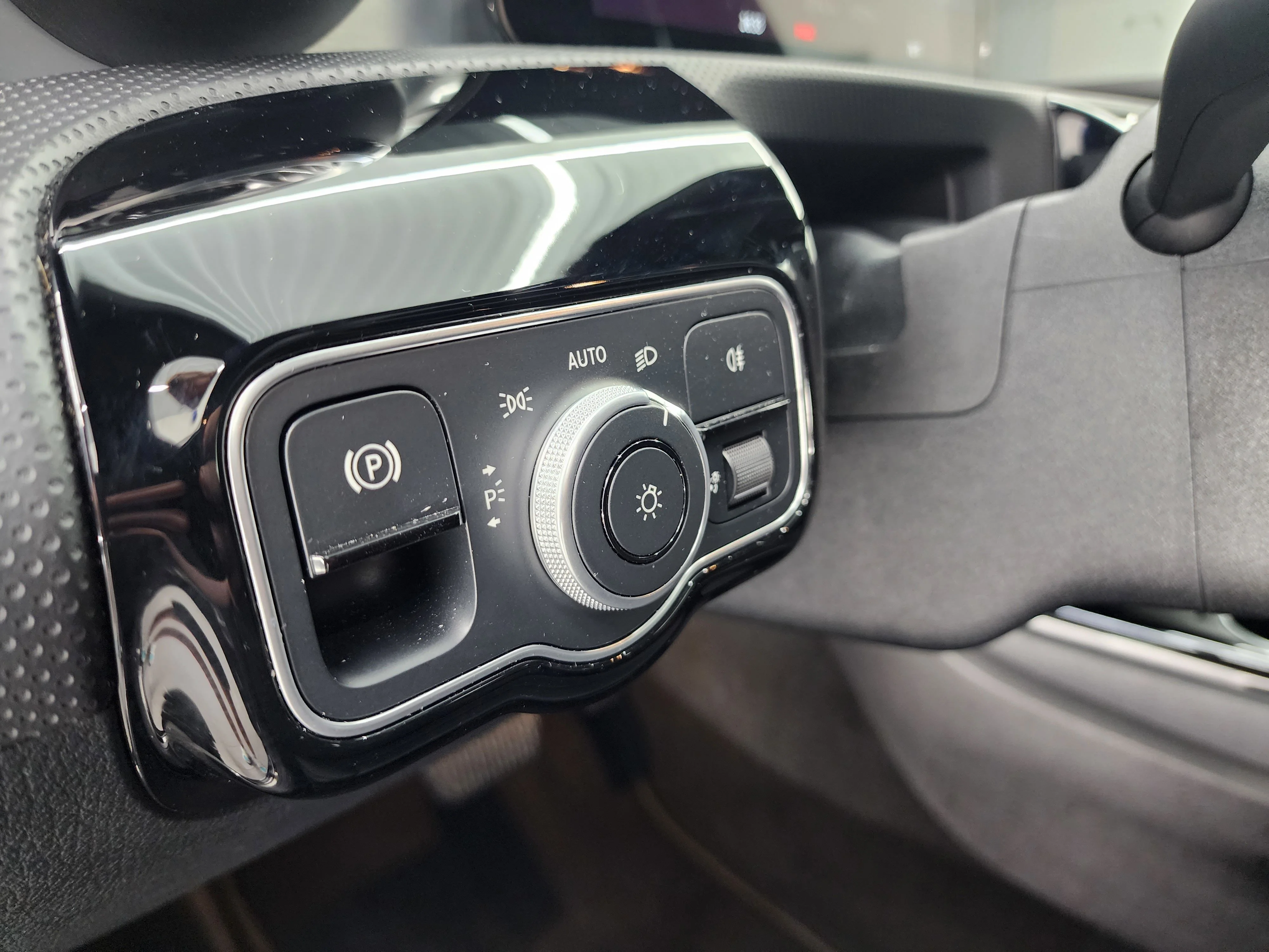 2025 Mercedes-Benz CLA CLA 250 - Photo 40