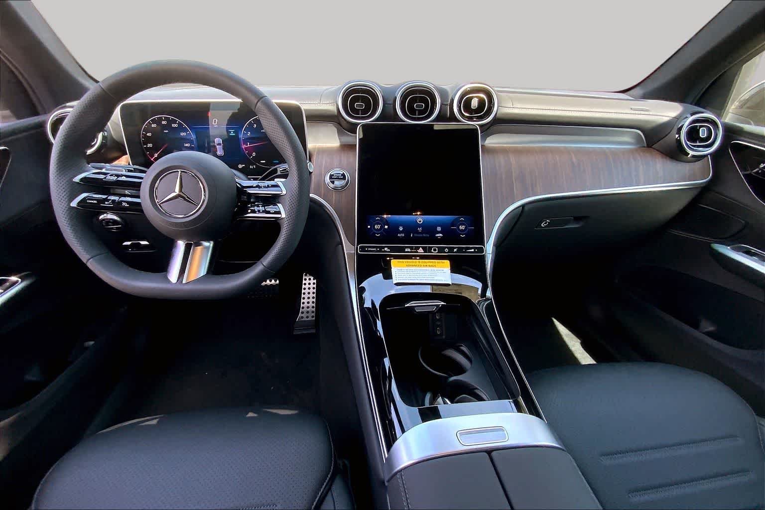 2025 Mercedes-Benz GLC Base - Photo 7