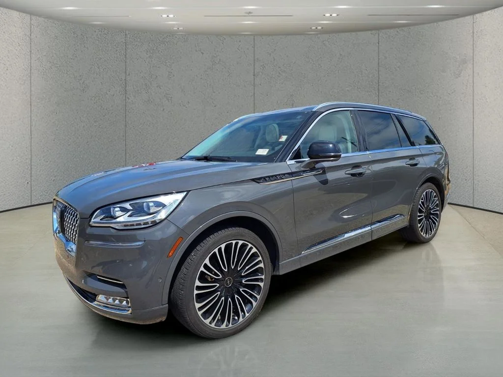2024 Lincoln Aviator Black Label AWD's photo