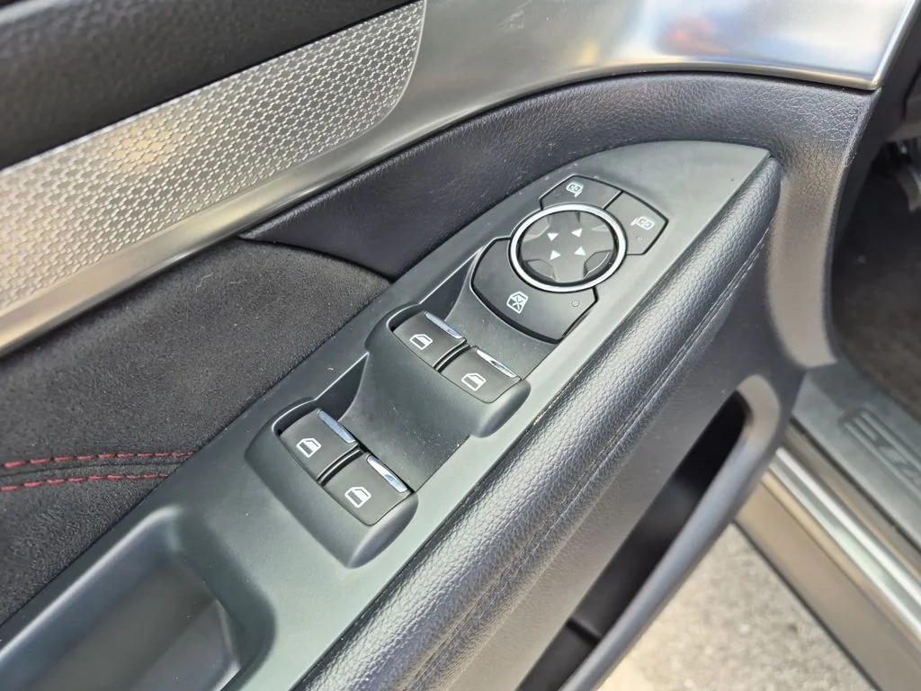 Used 2018 Gray Ford XLT image 20