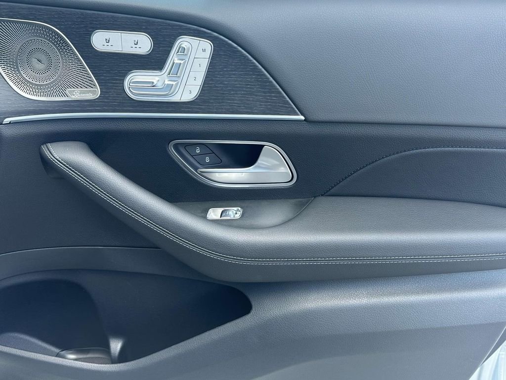 Certified Used 2025 Cirrus Silver Metallic Mercedes-Benz GLS 450 image 14