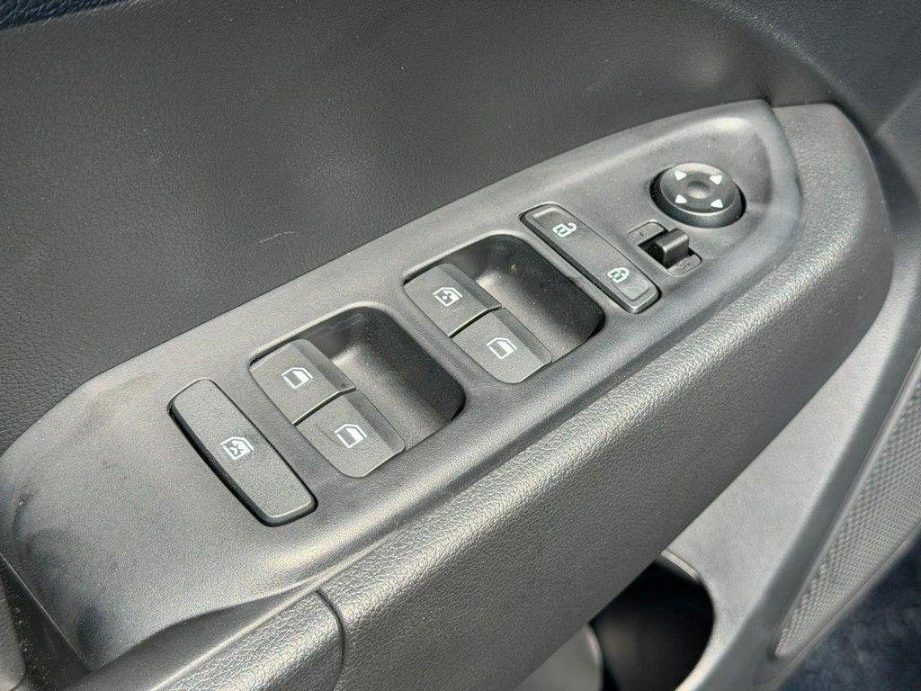 New 2026 Silver Hyundai SEL image 10