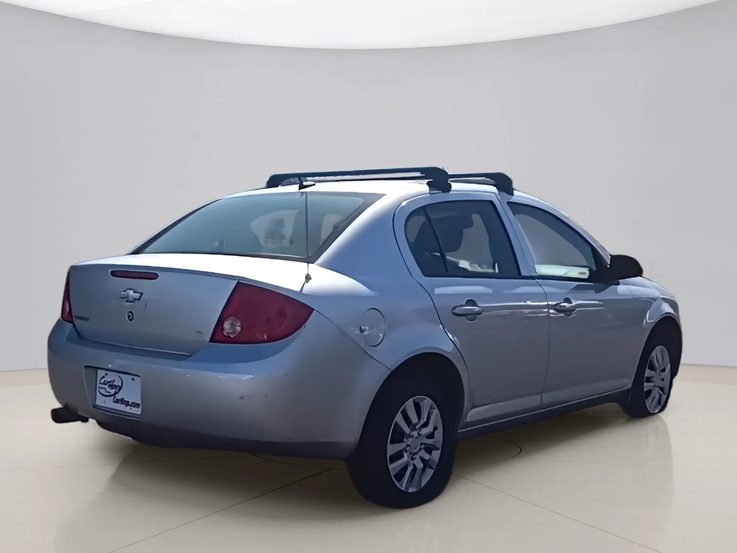 Used 2010 Gray Chevrolet  image 4