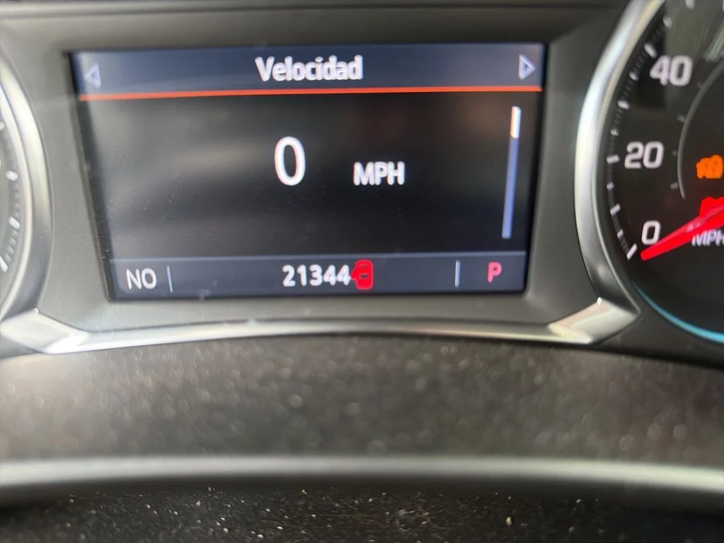 Used 2024 Gray Chevrolet LT image 8