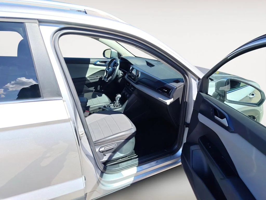 Used 2022 Silver Volkswagen 1.5T SE image 15