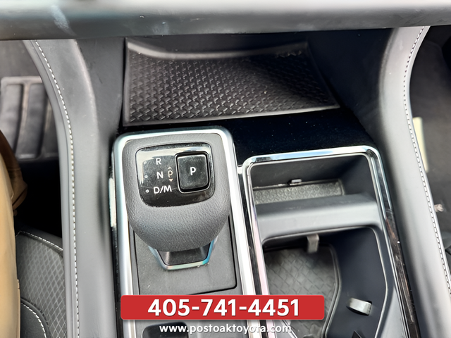 2025 Nissan Pathfinder SV - Photo 20