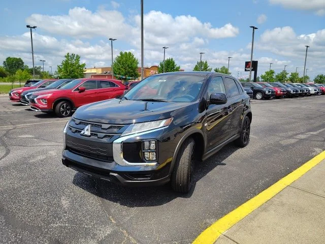 New 2026 Black Mitsubishi 2.0 LE image 3