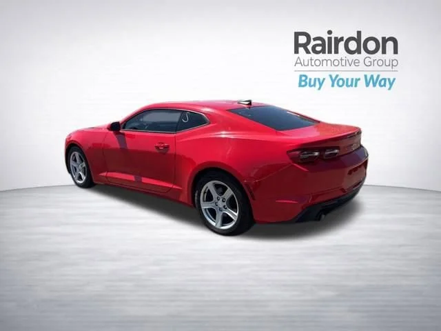 Used 2020 Red Hot Chevrolet 1LT image 5