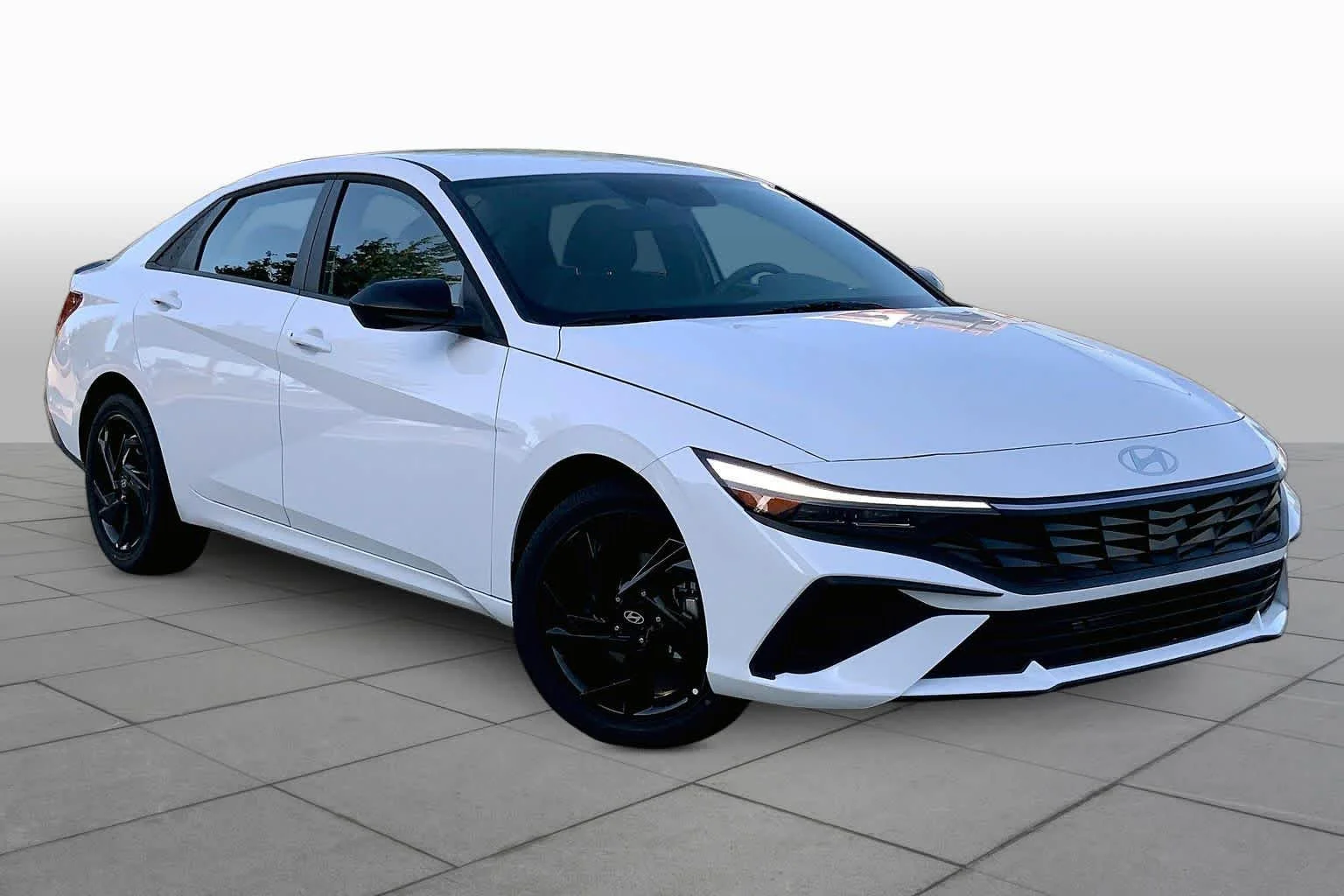 New 2026 Serenity White Hyundai SEL Sport image 2