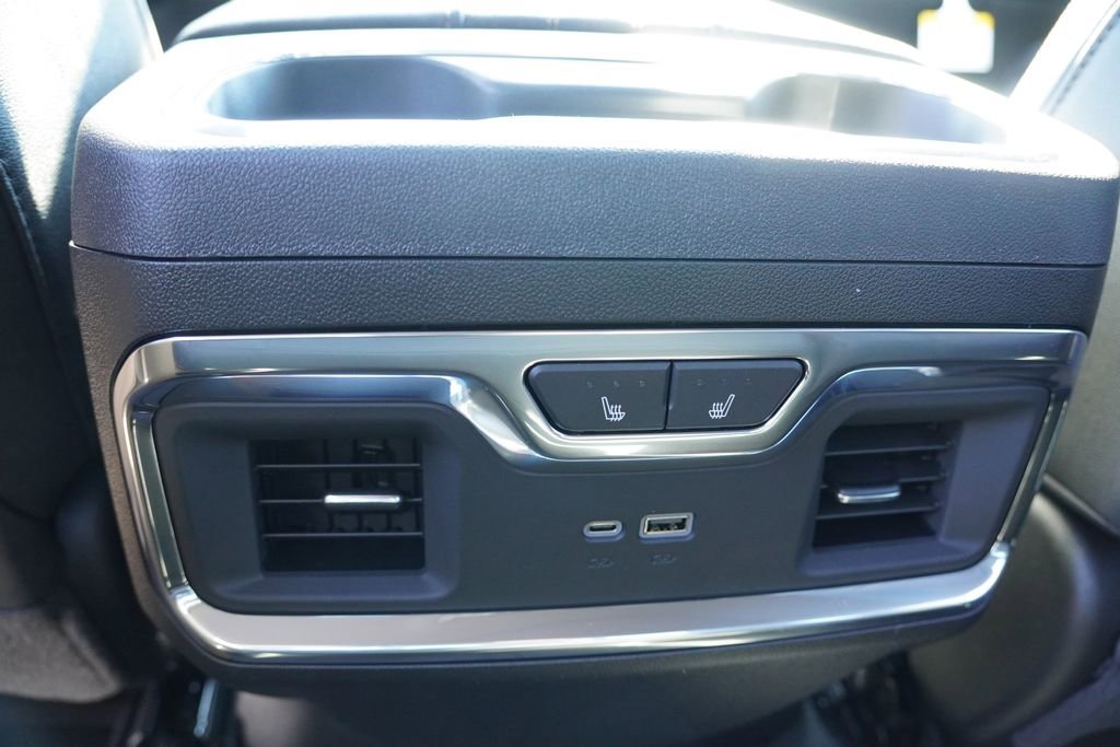 2026 Chevrolet Silverado 1500 High Country - Photo 14