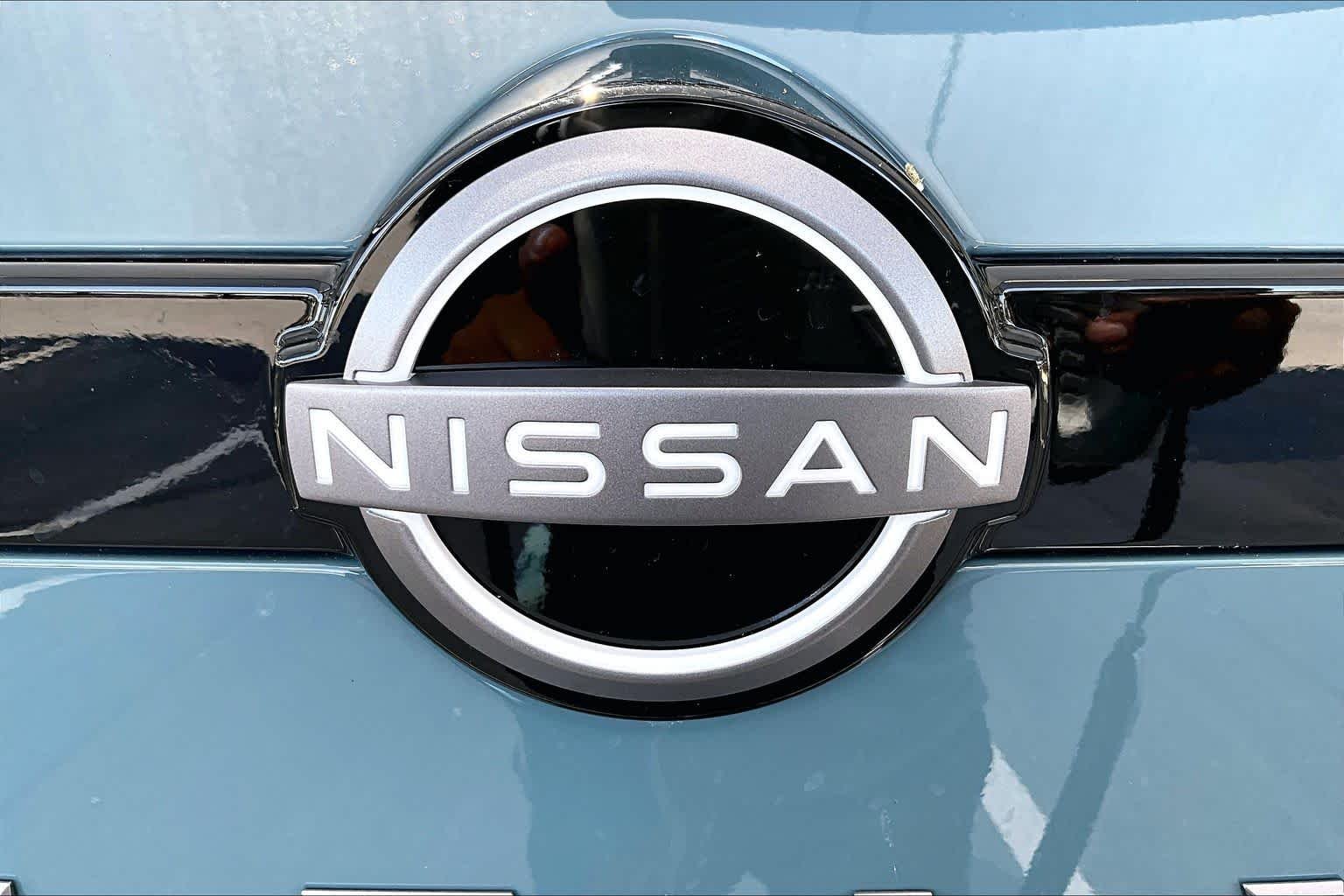 New 2026 Baltic Teal Nissan SL image 15