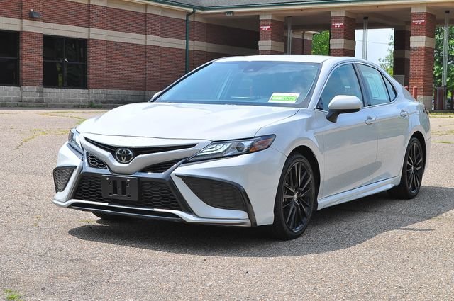 Used 2024 White Toyota XSE image 7