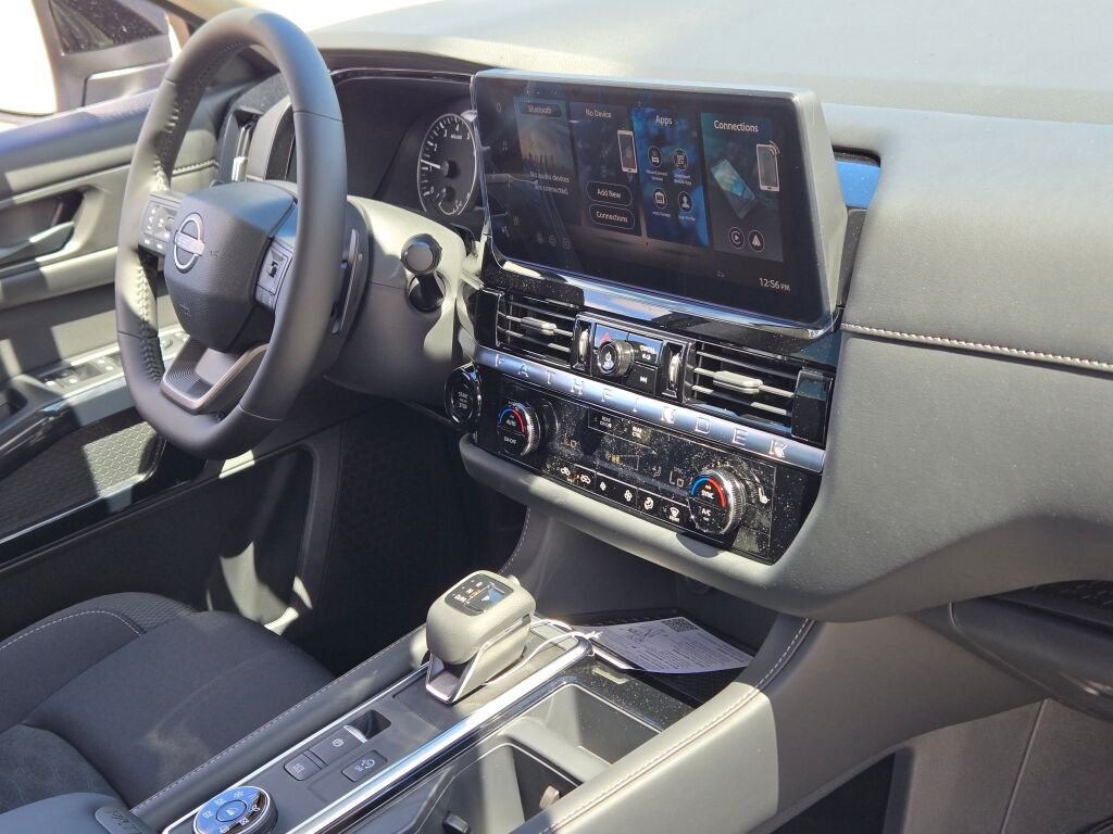 New 2026 Everest White Pearl TriCoat Nissan SV image 5