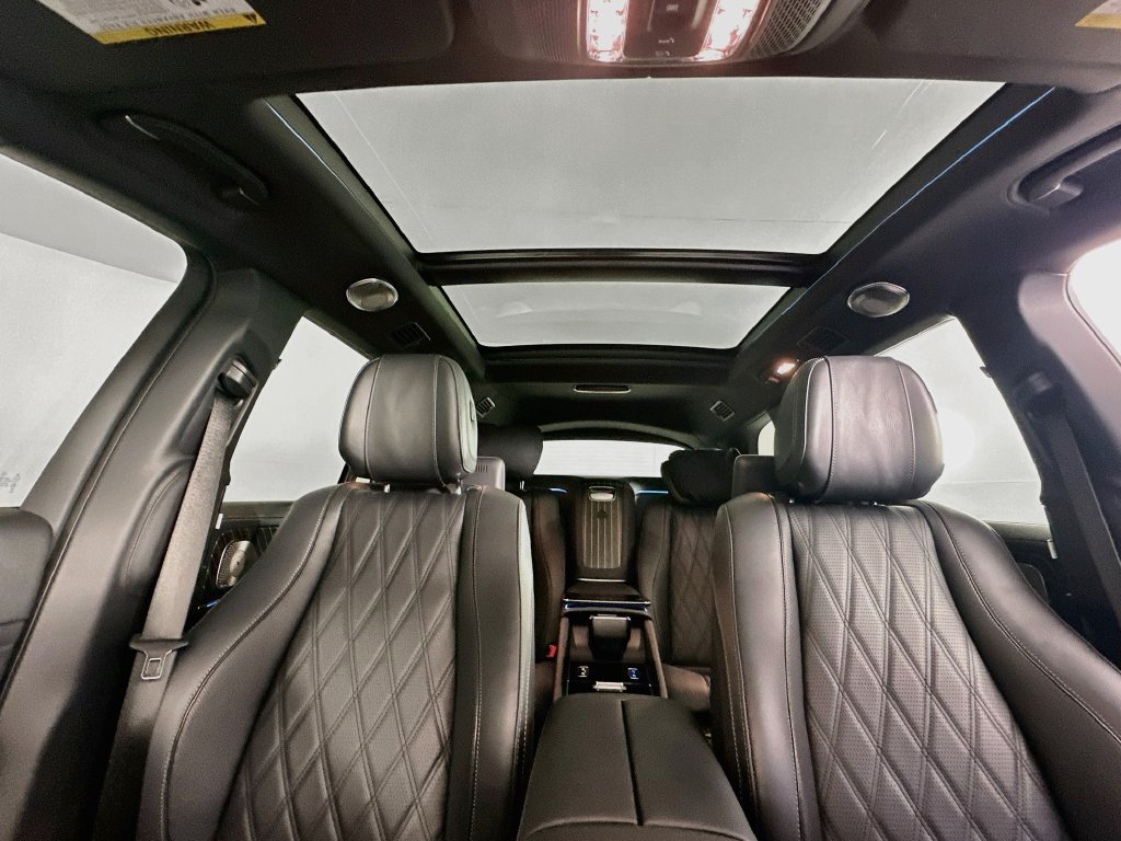 Certified Used 2026 White Mercedes-Benz Maybach GLS 600 image 22